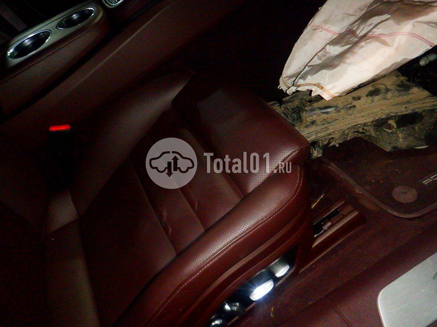 Фото Porsche Panamera 4S 26