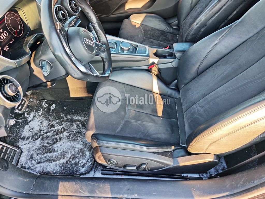 Фото Audi TT 120