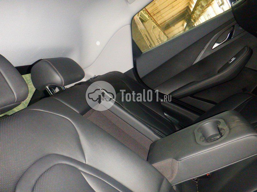 Фото OMODA C5 42