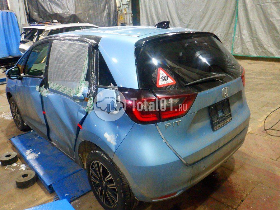 Фото Honda Fit 16