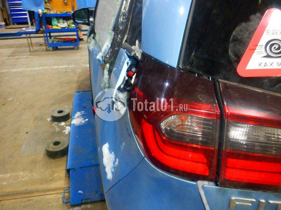 Фото Honda Fit 96