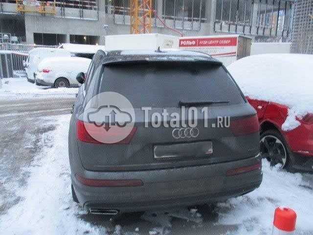 Фото Audi Q7 6