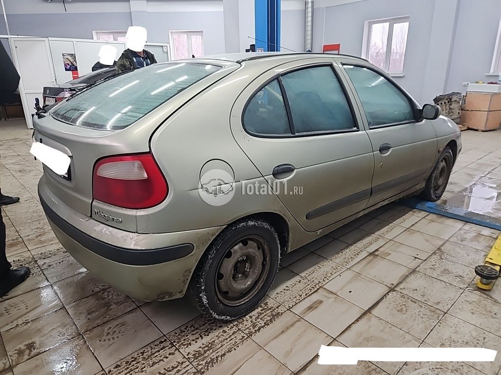 Фото Renault Megane 8