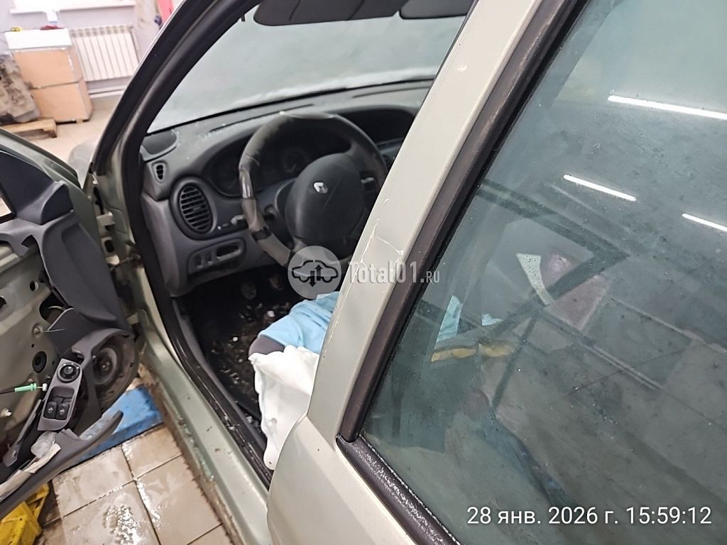 Фото Renault Megane 26