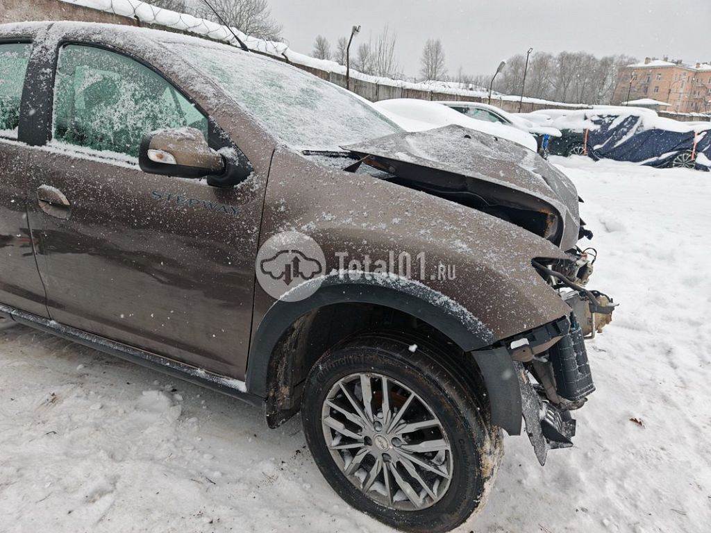 Фото Renault Logan 100