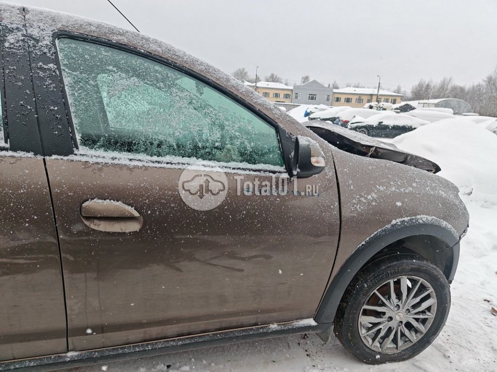 Фото Renault Logan 106