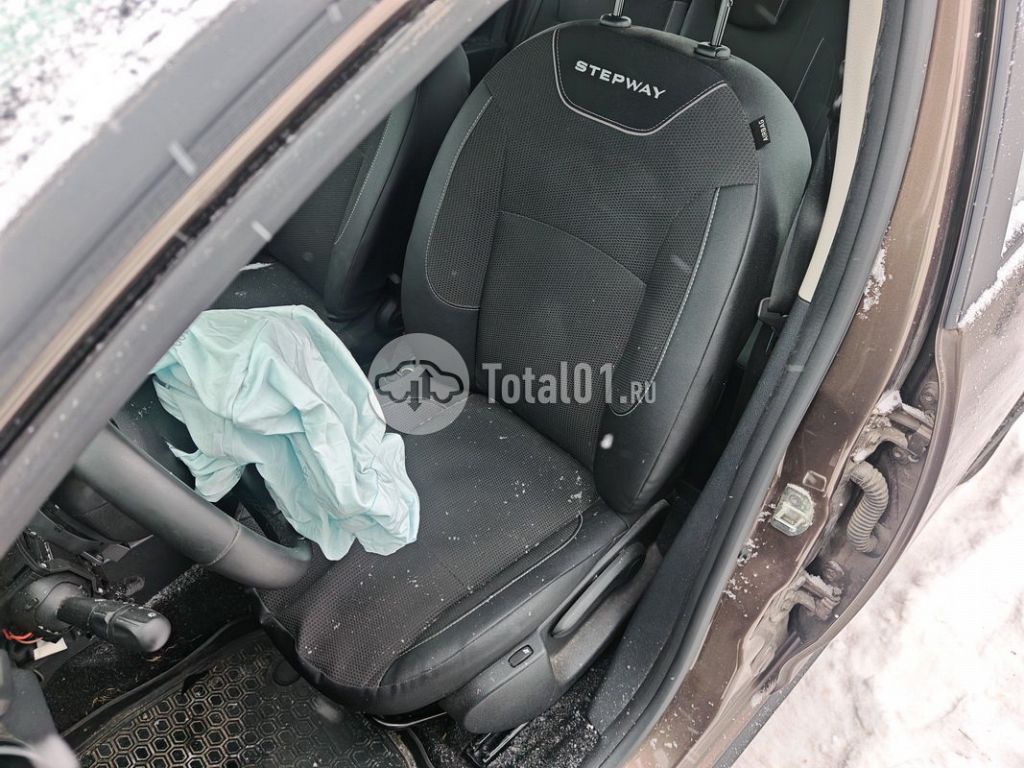 Фото Renault Logan 232