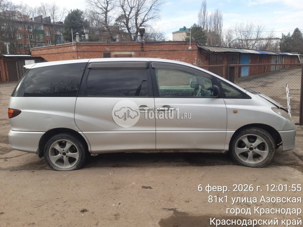 Фото Toyota Estima 6