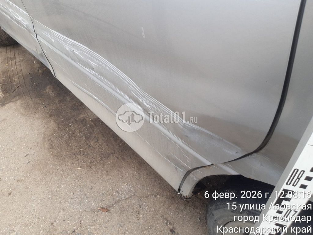 Фото Toyota Estima 42