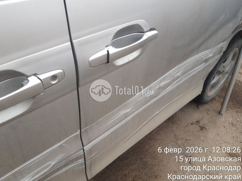 Фото Toyota Estima 44