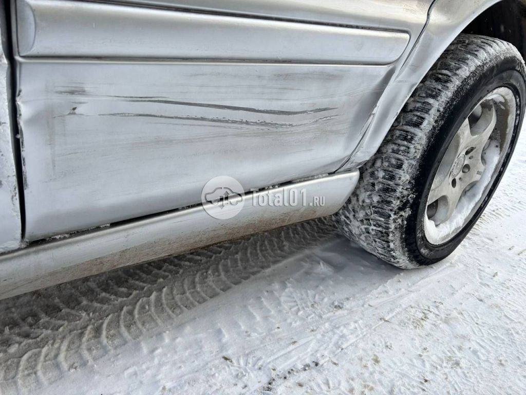 Фото Mercedes-Benz M-класс 16