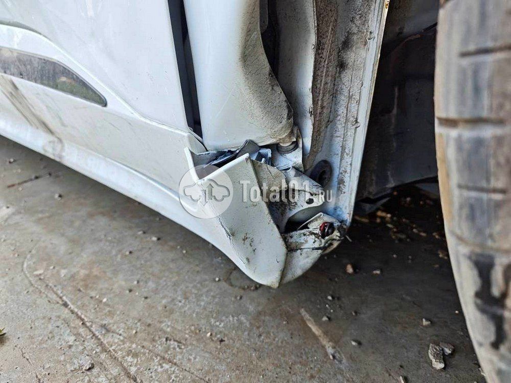 Фото Zeekr 001 32