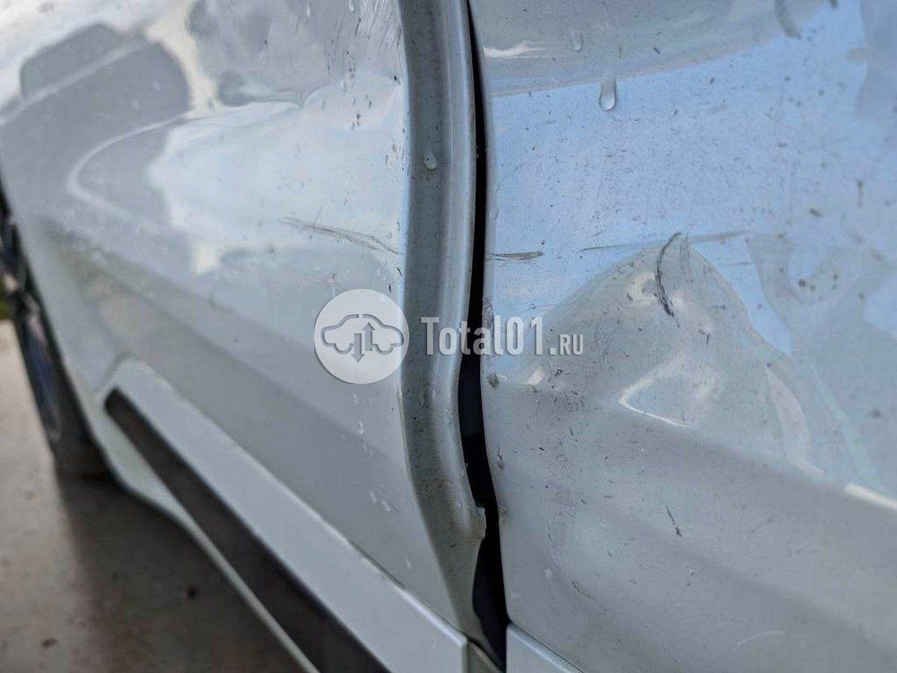 Фото Zeekr 001 42