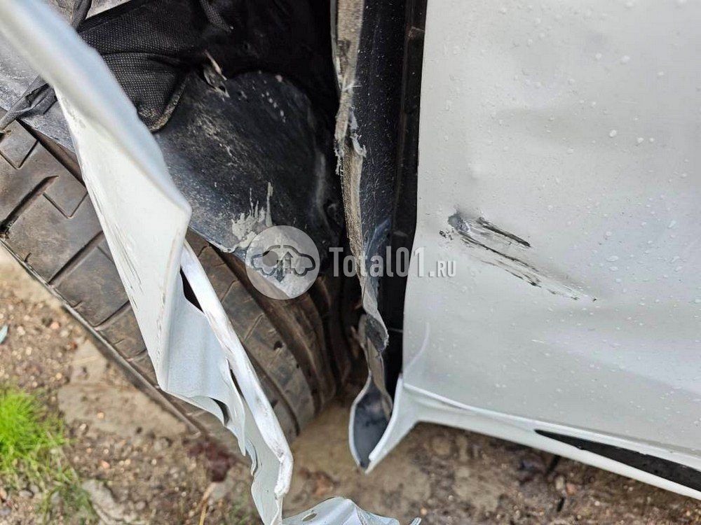 Фото Zeekr 001 102