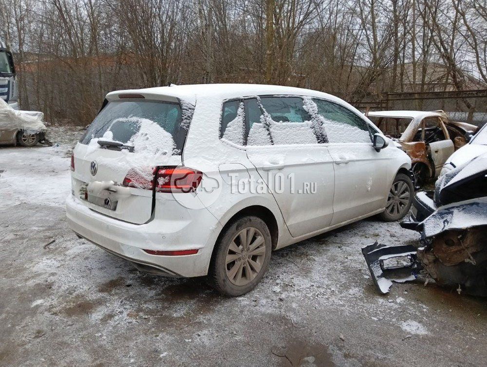 Фото Volkswagen Golf Sportsvan 24