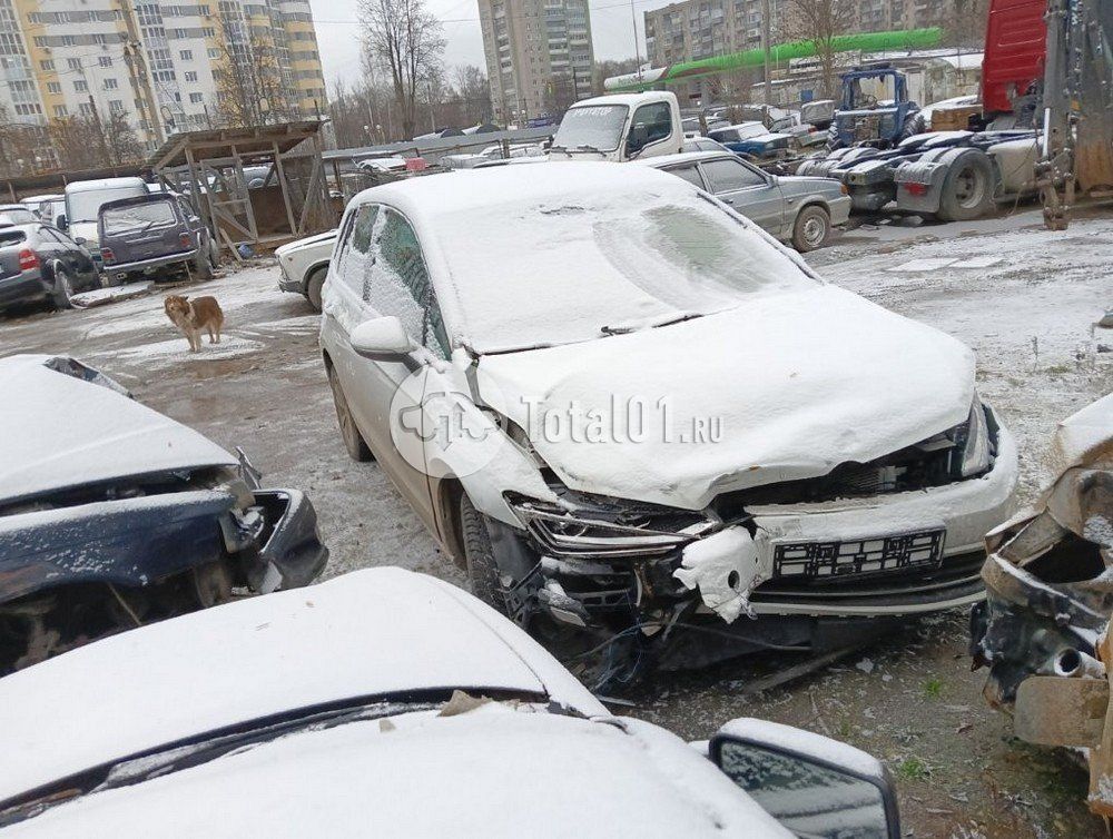 Фото Volkswagen Golf Sportsvan 50