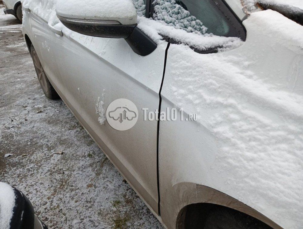 Фото Volkswagen Golf Sportsvan 80