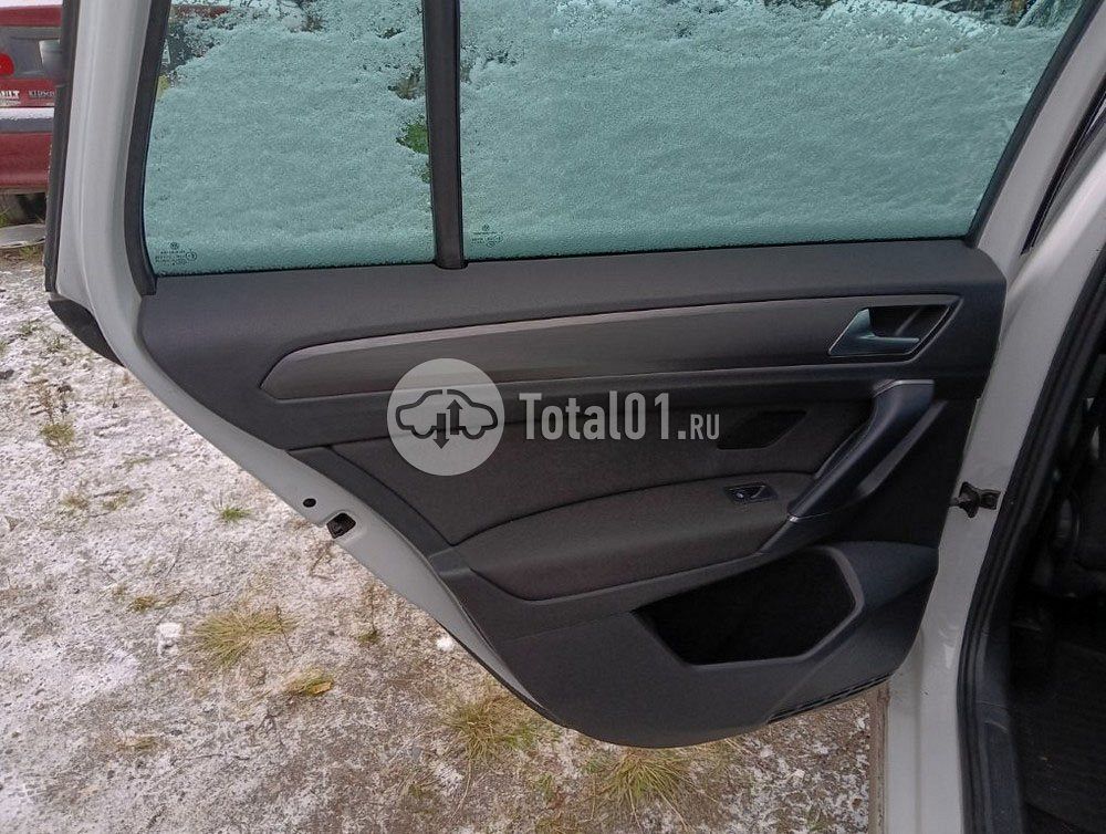 Фото Volkswagen Golf Sportsvan 202