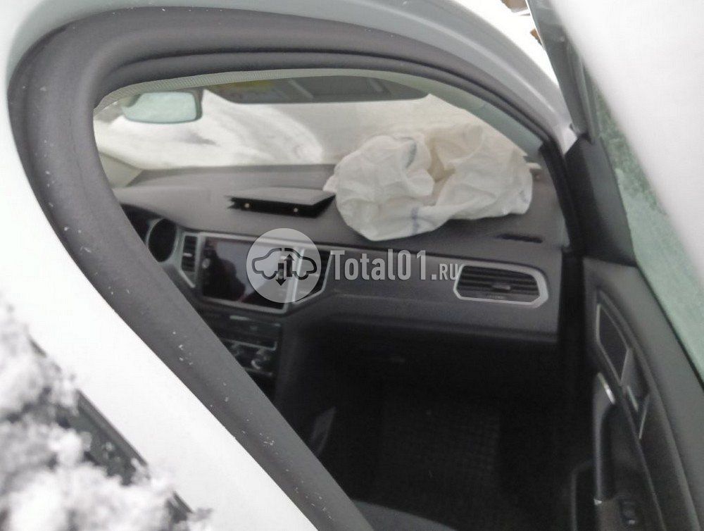 Фото Volkswagen Golf Sportsvan 224