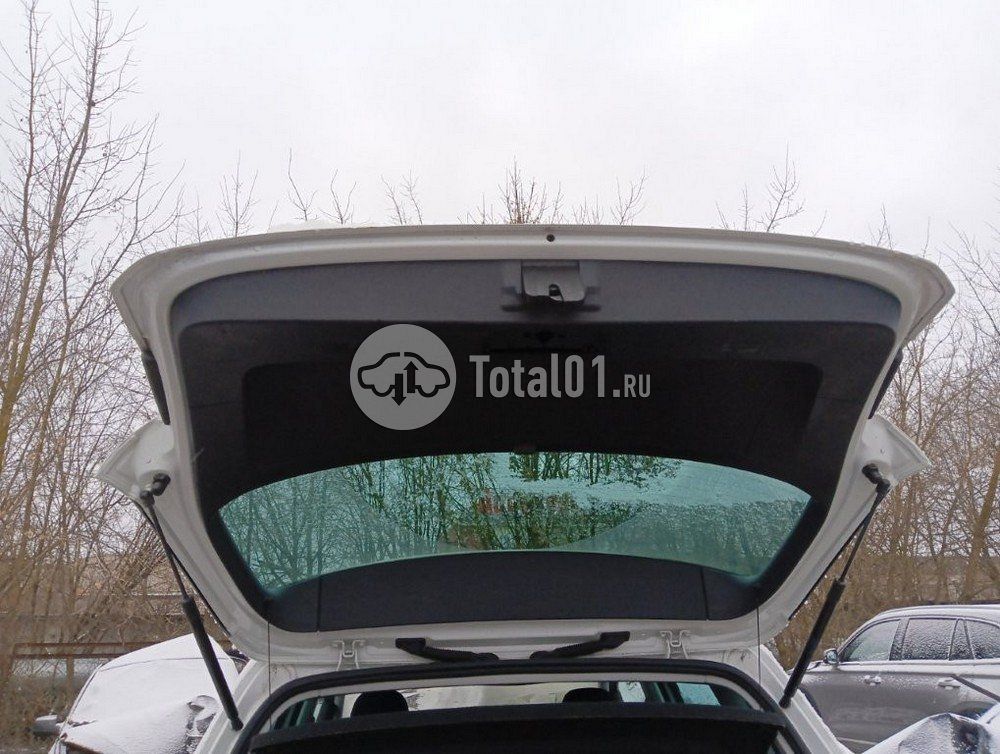 Фото Volkswagen Golf Sportsvan 238