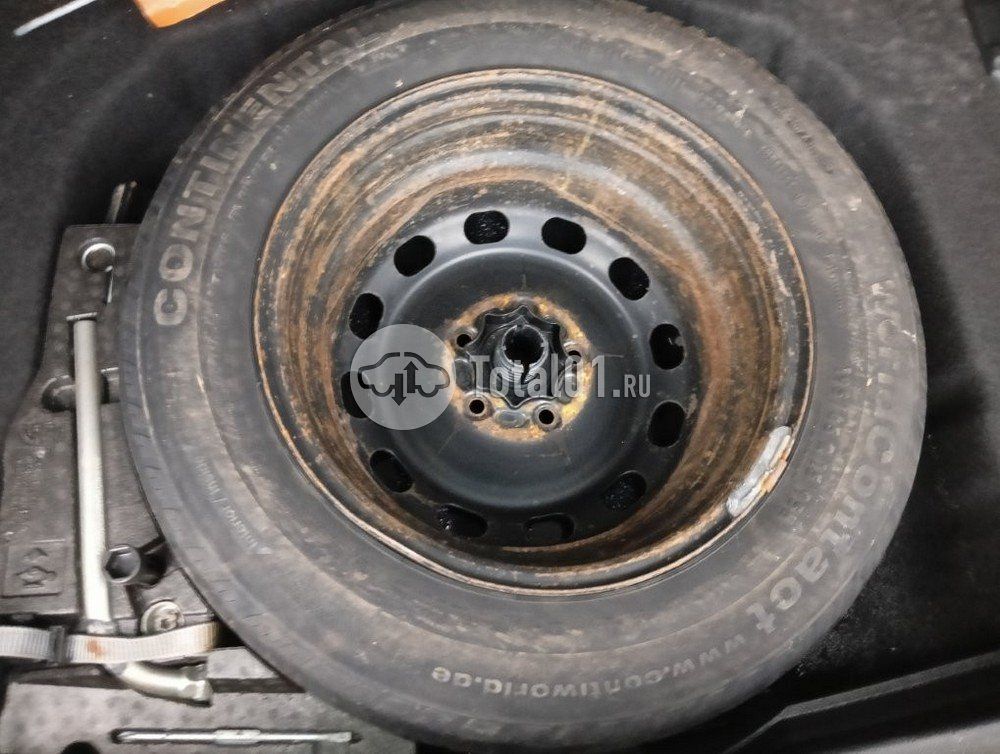 Фото Volkswagen Golf Sportsvan 286