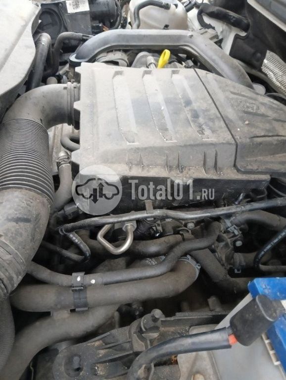 Фото Volkswagen Golf Sportsvan 338