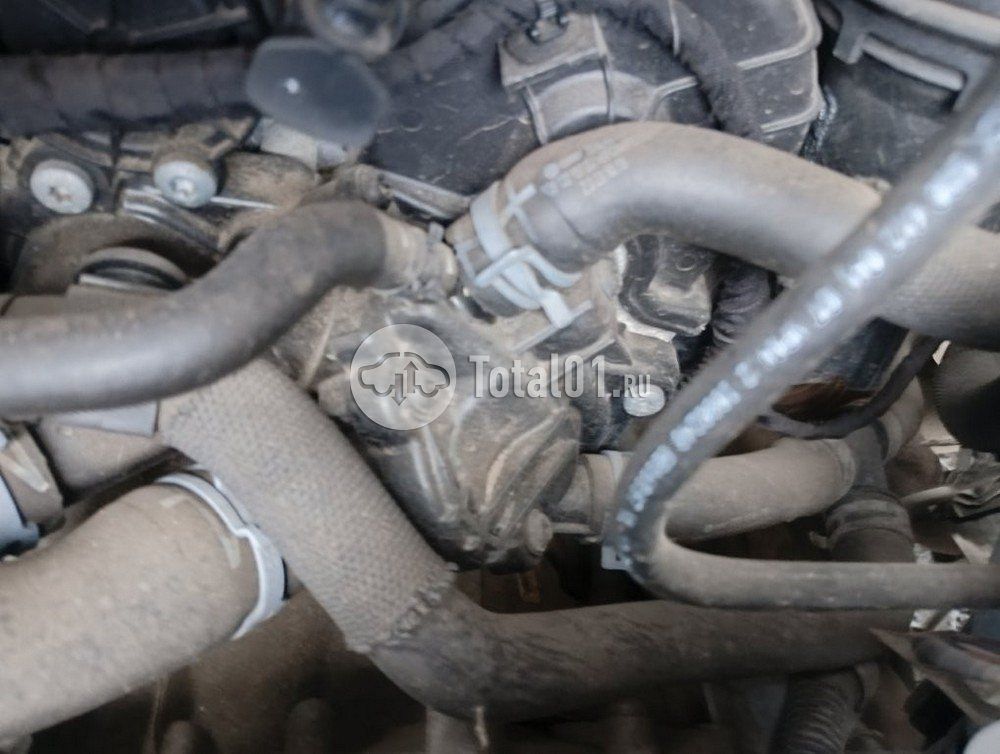 Фото Volkswagen Golf Sportsvan 348