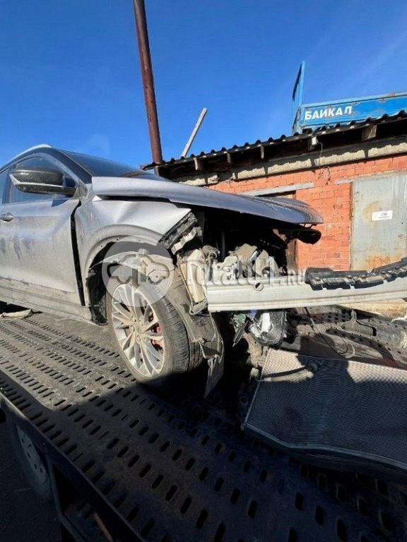 Фото Geely Coolray 10