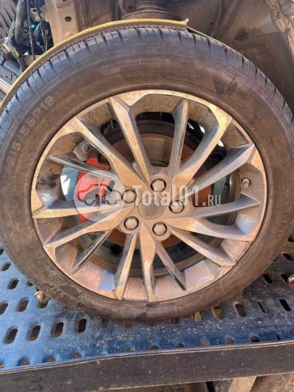 Фото Geely Coolray 16