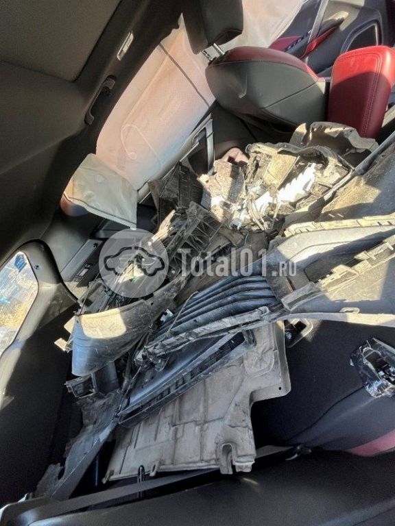 Фото Geely Coolray 64