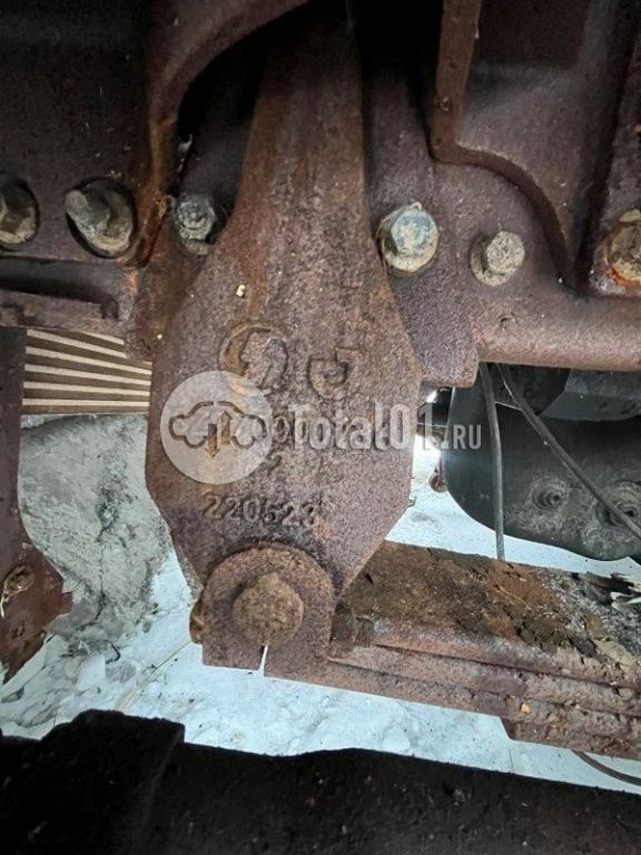 Фото Shacman SX42584W324C 32