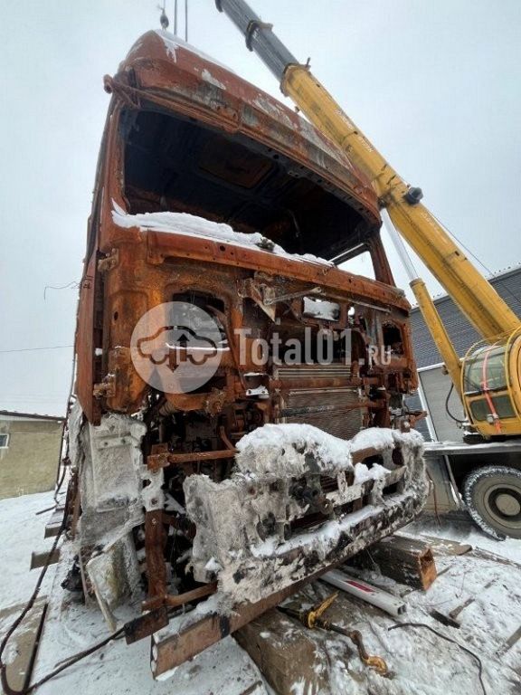 Фото Shacman SX42584W324C 32