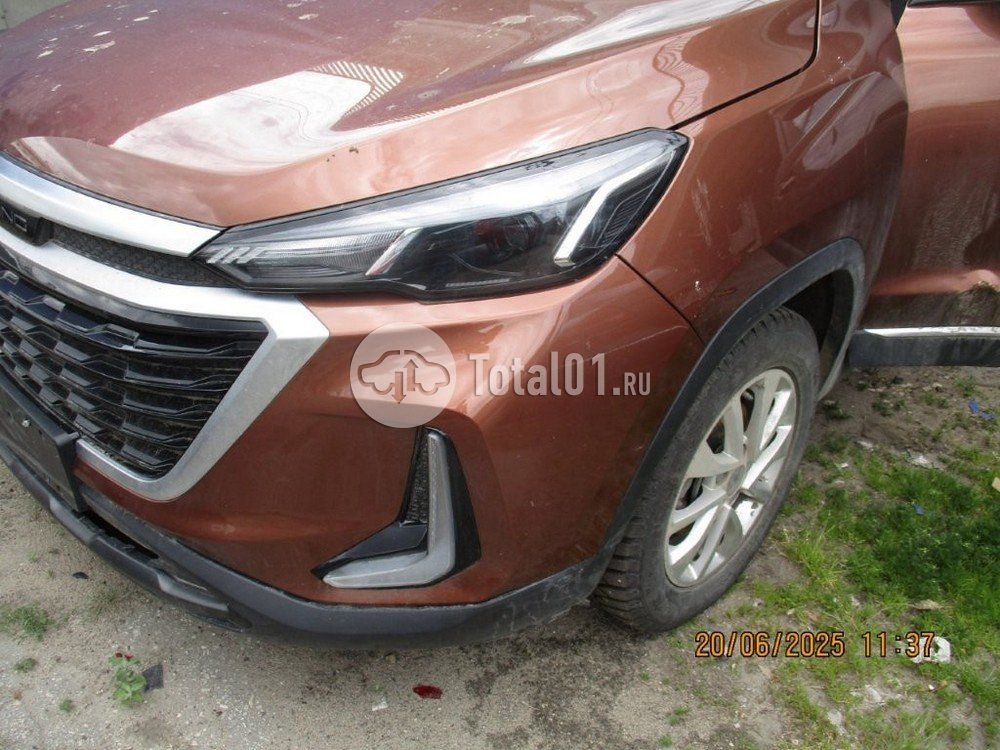 Фото BAIC X35 70