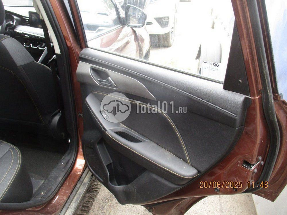 Фото BAIC X35 270