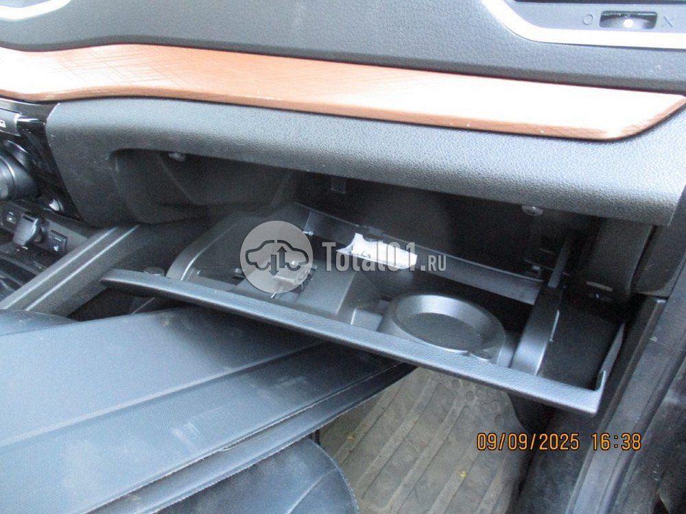 Фото ВАЗ (LADA) Vesta 300