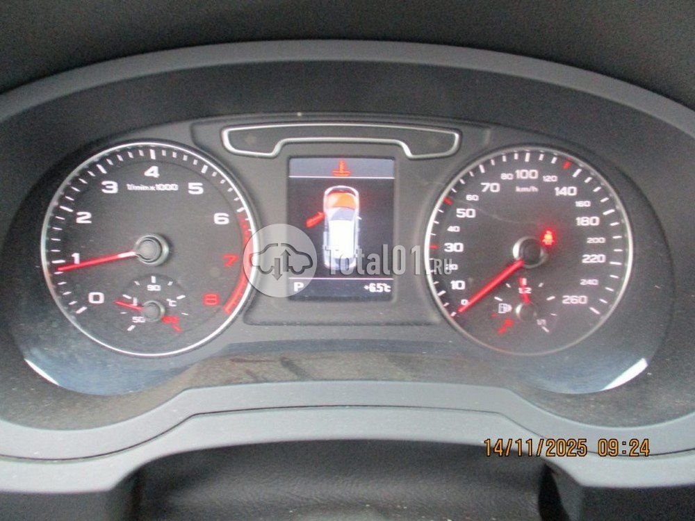 Фото Audi Q3 180