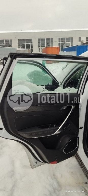 Фото Belgee X70 32