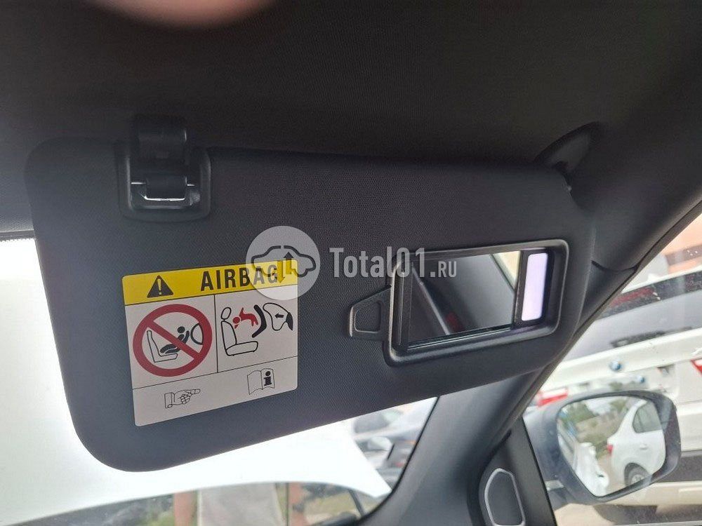 Фото Geely Coolray 18