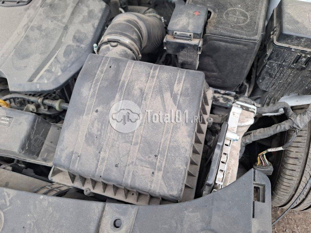 Фото Geely Coolray 48