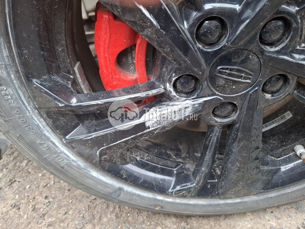 Фото Geely Coolray 82