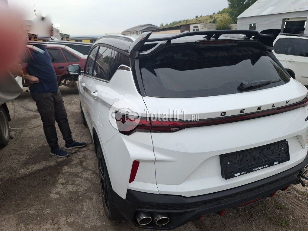 Фото Geely Coolray 104