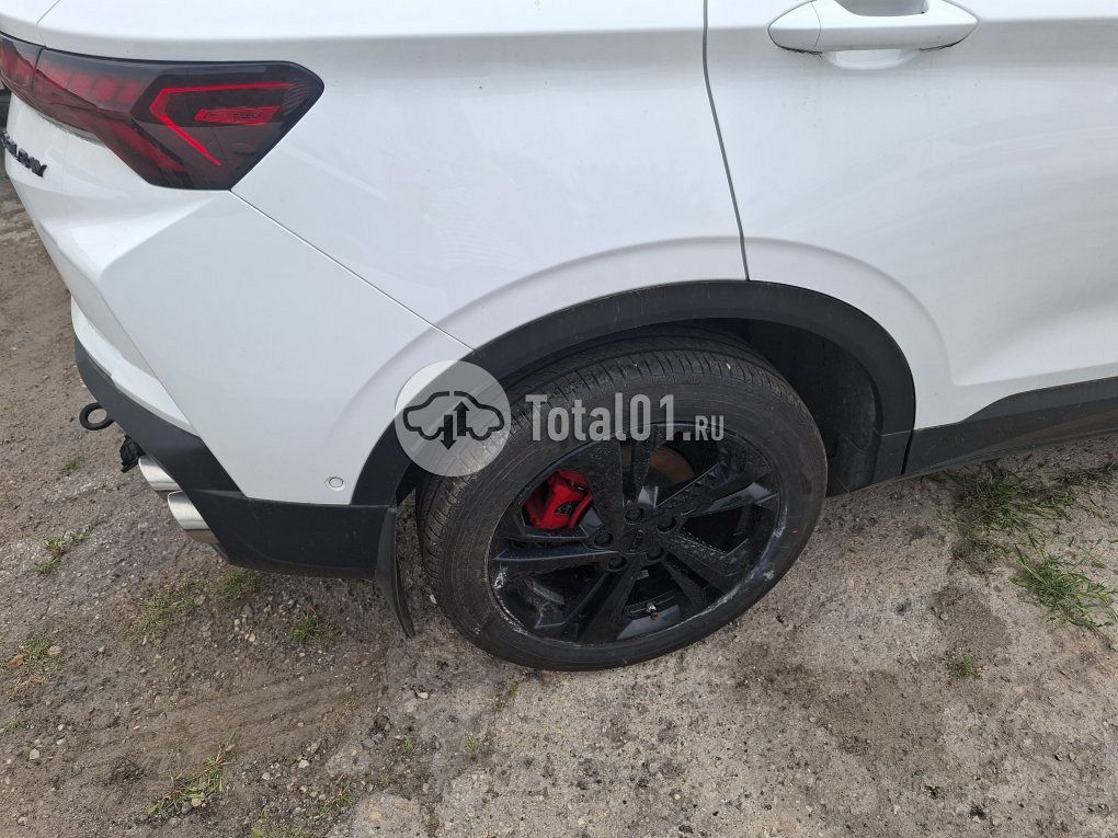 Фото Geely Coolray 112