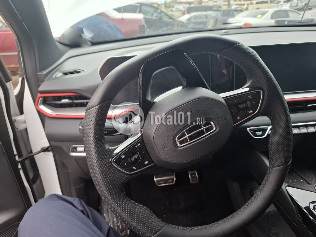 Фото Geely Coolray 160