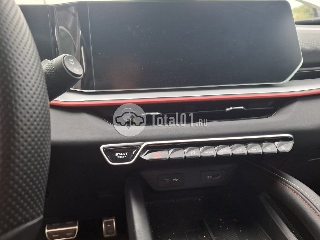 Фото Geely Coolray 168