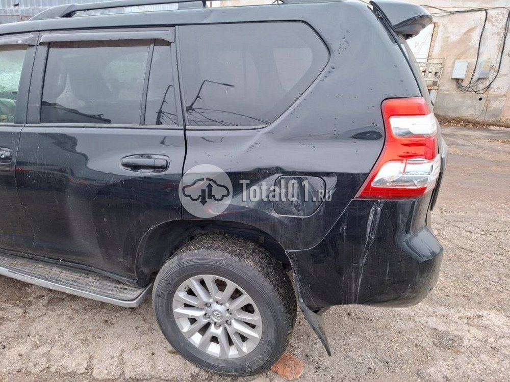 Фото Toyota Land Cruiser Prado 10