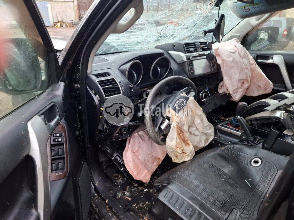 Фото Toyota Land Cruiser Prado 74