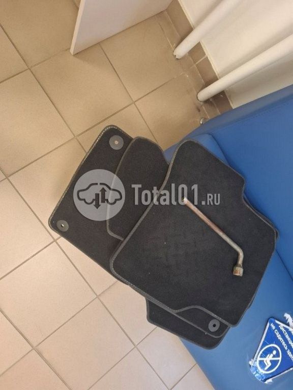 Фото Volkswagen Passat 104