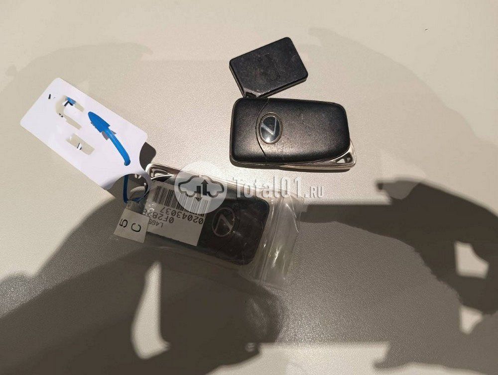 Фото Lexus RX 104