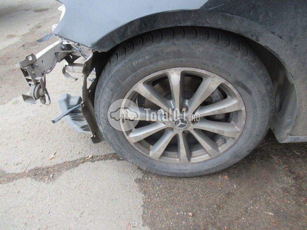 Фото Mercedes-Benz E-класс 52