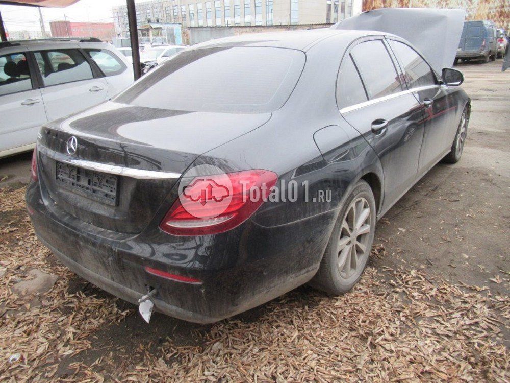 Фото Mercedes-Benz E-класс 68